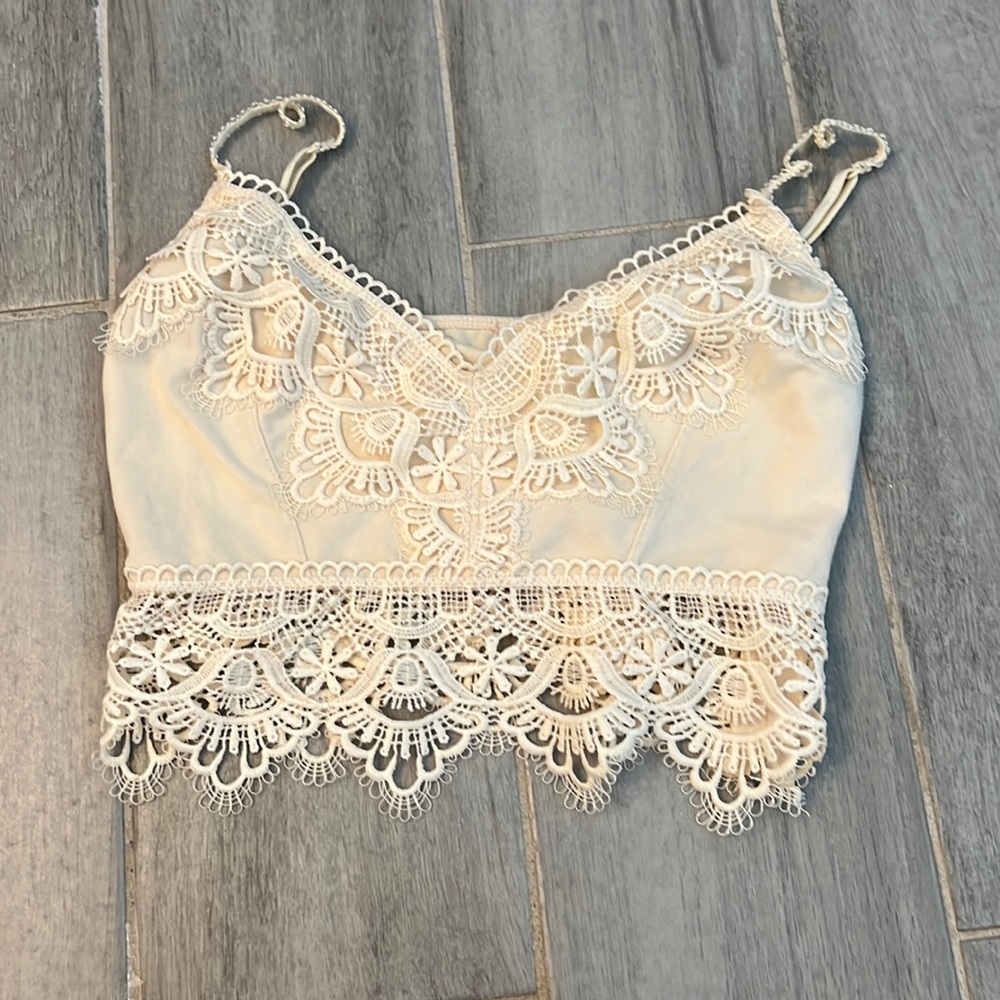 Billabong lace top